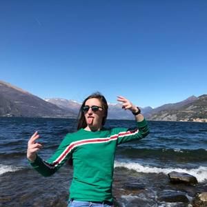 Meet your Posher, Alyssa